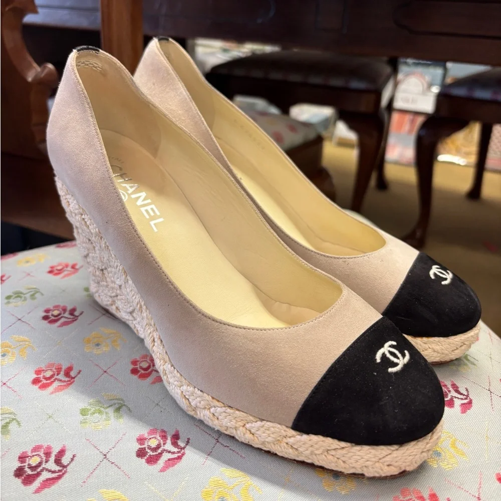 Chanel Two-Tone Espadrille Wedge Pumps in Cream and Black